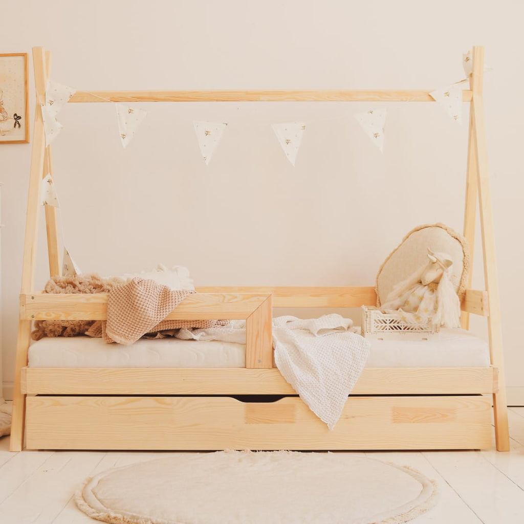 Cozy Leni - Tipi-Bett TABEA mit Schublade - im gemütlichen skandinavischen Stil - Betten & Bettgestelle